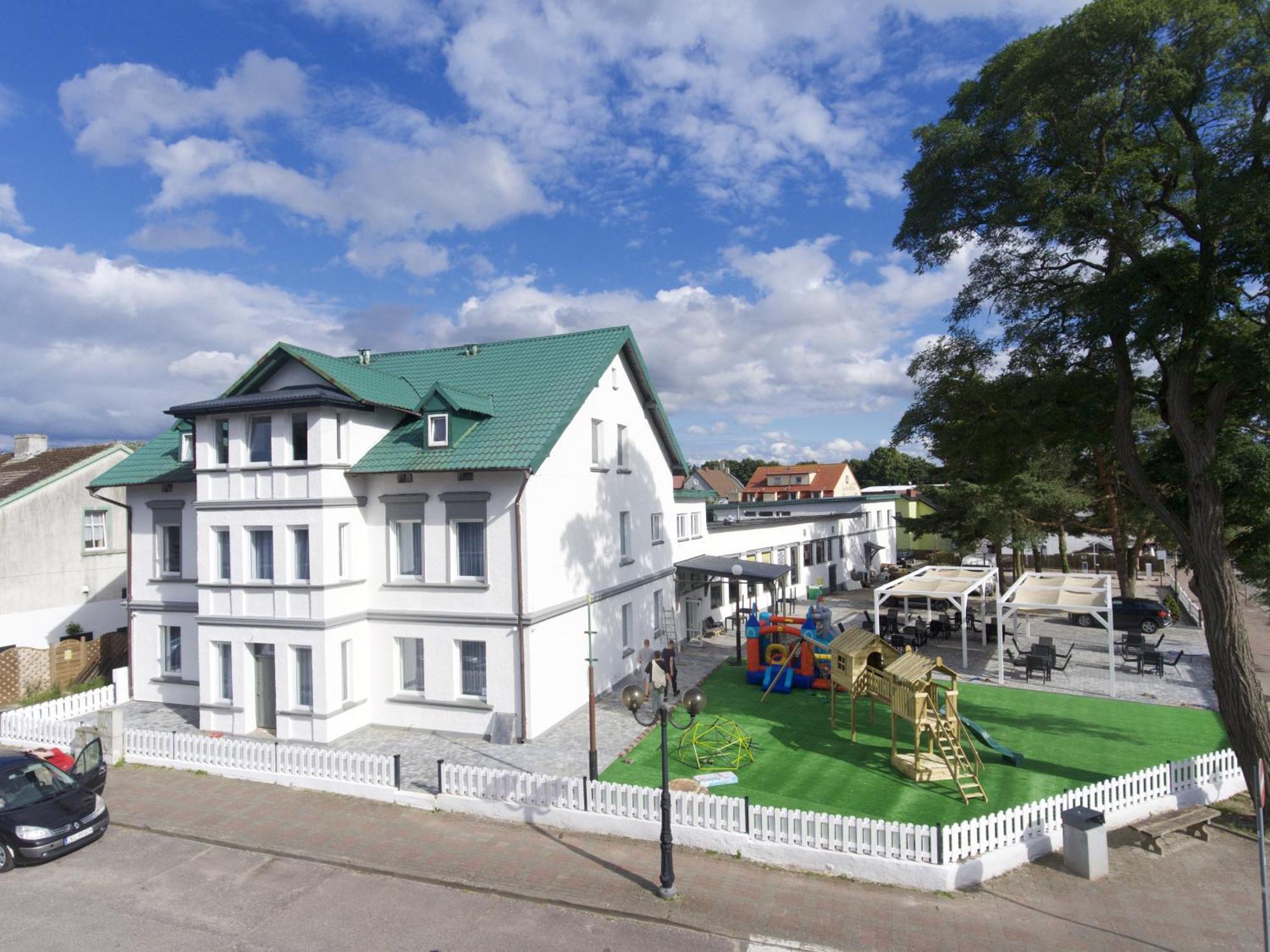 Apartamenty Makadamia Niechorze Exteriör bild